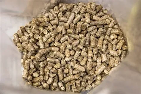 What are straw pellets